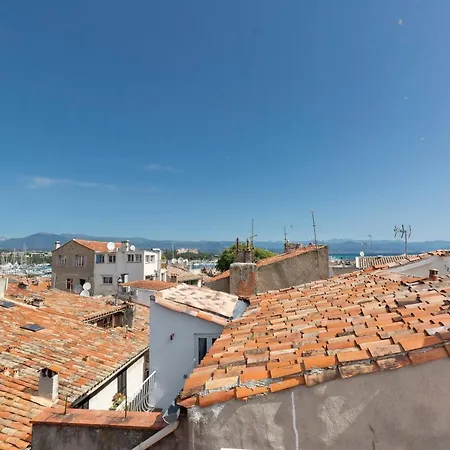 De L'horloge Vila Antibes